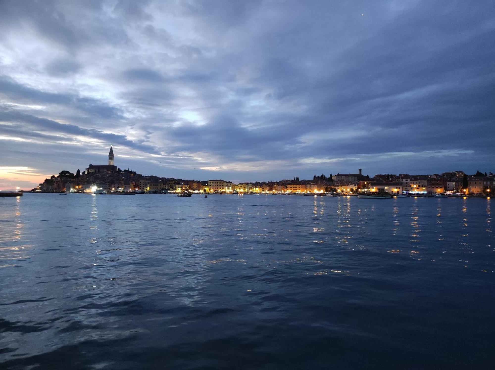 Viktor Rooms And Apartments 2 Rovinj Exteriör bild